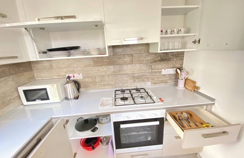 North Nicosia Apartment | 2 Bedr & 3 Beds & open plan Kitch & 1 Bathr & Close all amenities & AC all rooms