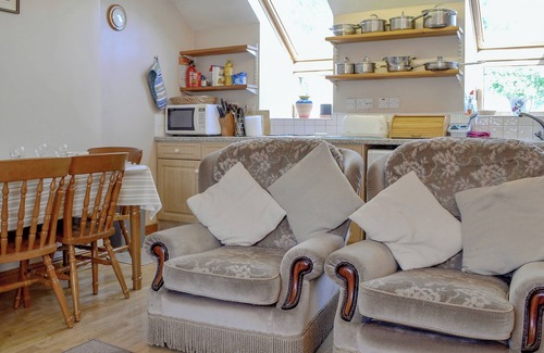 Gwynedd- Snowdonia Cottage | 2 bedroom accommodation in Capel Curig, near Betws-y-Coed