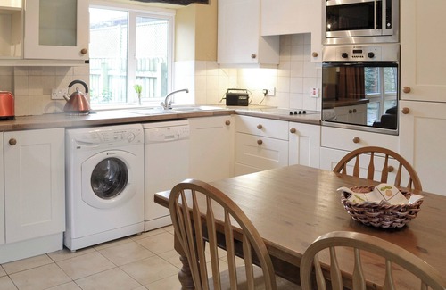 Kentisbury Cottage | 2 bedroom accommodation in Kentisbury Ford, near Barnstaple