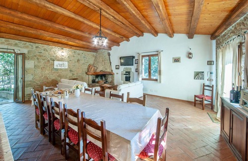 Chillivani House | 2 bedroom accommodation in Ozieri