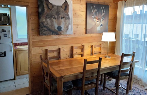 Cognet Apartment | 2-bedroom apartment close to slopes resort center