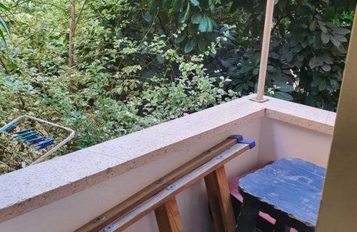 Rehovot Apartment | 2 bedroom apartment in batiya makov shared rooms