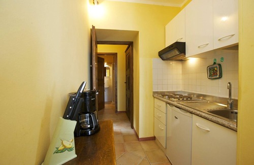 Cannobio Apartment | 2 bedroom apartment in a popular holiday residence with private beach