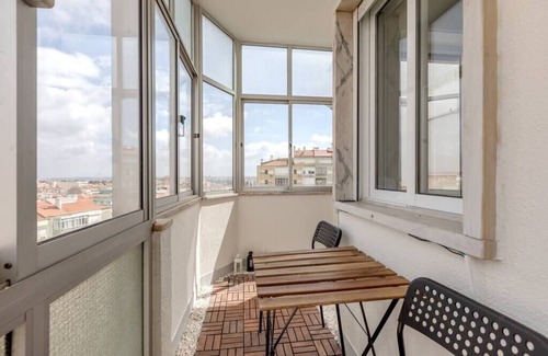 Amadora Apartment | 2-bedroom apt w/free parking on premises