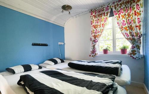 Kristinehamn House | 2 Bedroom Awesome Home In Kristinehamn