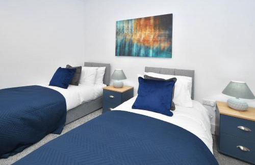 Burslem Apartment | 2 Bedroom Central Stay