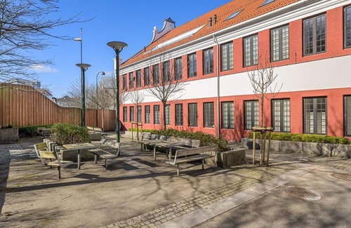 Stavanger Condo | 2-bedroom condo in Stavanger with fully equipped kitchen and home office setup