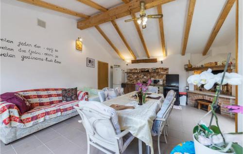 Kostrcani House | 2 Bedroom Cozy Home In Kostrcani