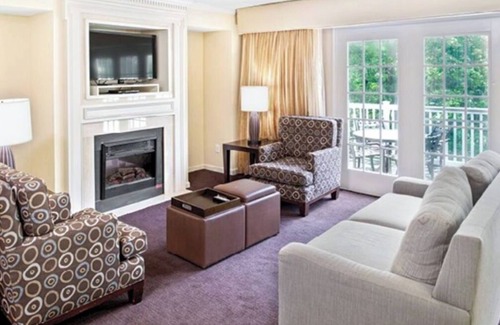 Berkeley Resort | 2 Bedroom Greensprings Vacation Resort (Sleeps 6)