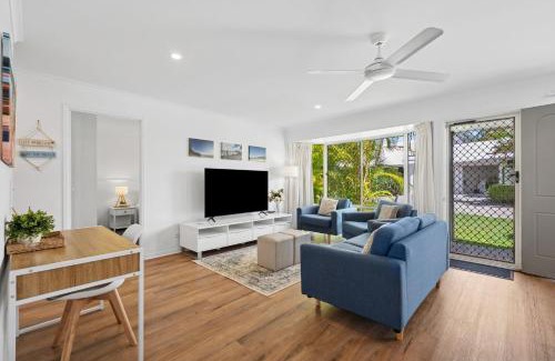Noosaville Apartment | 2 Bedroom Ground Level Villa in Tropical 4* Resort