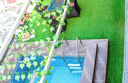 Alimosho Apartment | 2 Bedroom Luxury Apartment With Pool -24hrs Power -ps4