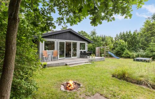 Ronde House | 2 Bedroom Nice Home In Rønde