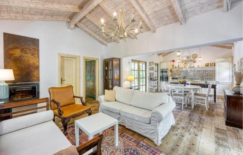 Nenadici House | 2 Bedroom Pet Friendly Home In Malinska