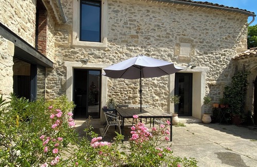 Cavillargues House | 2 Bedroom Private vacation home in Cavillargues