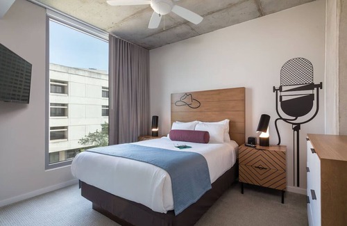 Warehouse District Hotel | 2-bedroom Suite in Charming Austin with Rooftop Pool!