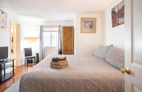 Paradise Apartment | 2 bedroom UNLV, Thomas Mack