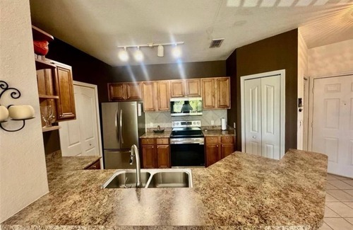 Sarasota Condo | 2 Beds/2 Baths - Fully renovated/luxury condo - very convenient location