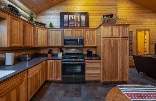 Greer Cabin | 2 Blue Feather in Beautiful Greer AZ