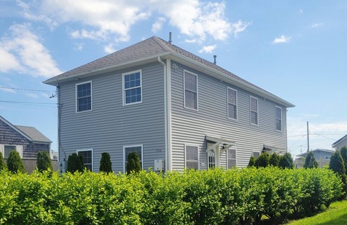 Point Judith House | 2 BR beach condo, 1 block from shore!