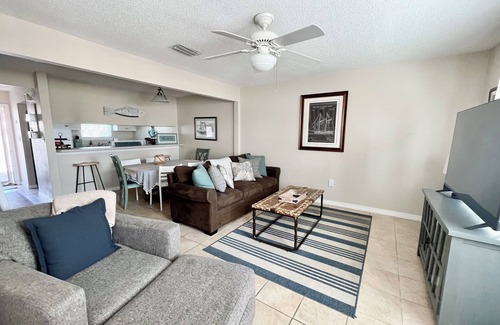 Sugar Beach House | 2 BR Gulf Front Complex - Heated Pool - Ask about SNOWBIRD DISCOUNTS!