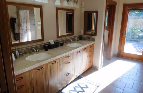 Soquel House | 2 BR Master wing in a Soquel hideaway