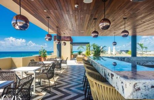 Downtown Condo | 2 Br. With Rooftop Pool and Stunning Ocean View