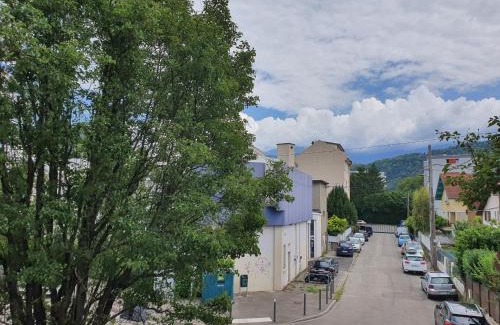 Saint-Martin-d'Heres Apartment | 2 Chambres - 4 Couchages - Proche campus