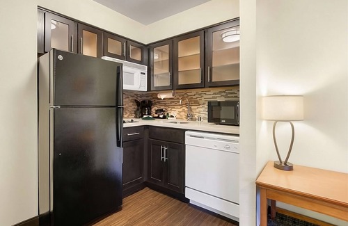 Carmel Mountain Ranch Hotel | 2 Comfortable Units w/Complimentary Breakfast, Near San Diego Attractions