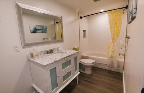 Tudor and Cashel Villa | 2 Cottages Side-by-Side - Waterfront -Hot Tub-Pets
