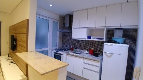 Pinheiros Apartment | 2 dorms em Pinheiros até 4 pessoas EXCELENTE PARA FAMILIA