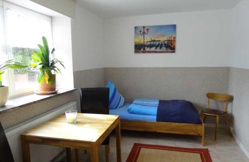 Neubrandenburg House | 2 Einbettzimmer