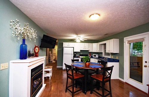 Lake Junaluska House | 2 houses in one/Great for multi family grps. King suite. Walk to Lake Junaluska