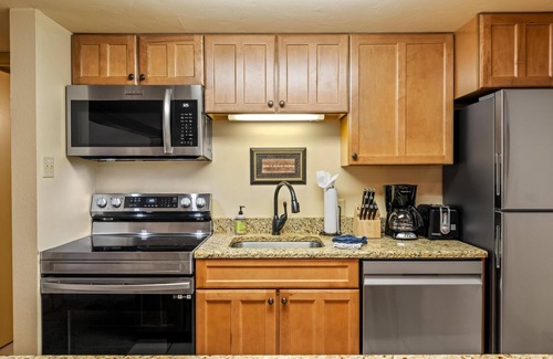 Steamboat Springs Condo | 2 Level Unit w/Pool Hot Tubs Private Deck