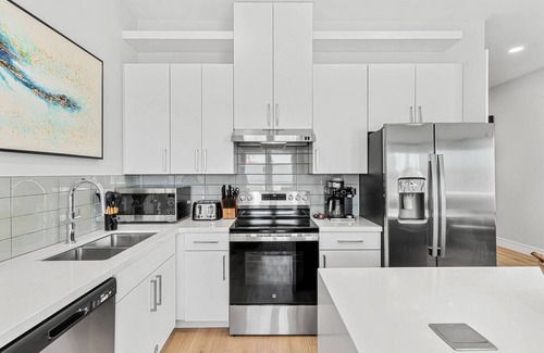 Cocoa Beach House | 2 Lux Villas - 8 Per Unit - Hot Tub - Across Beach