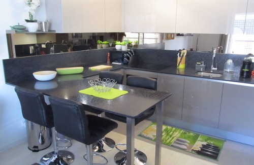 Montrouge Apartment | 2 luxury rooms in Paris-Montrouge up to 3-4 people. Close to metro.