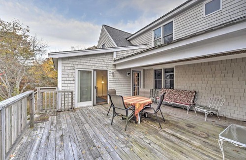 Buzzards Bay Apartment | 2 Mi to Beach Nautical Retreat in Bourne!
