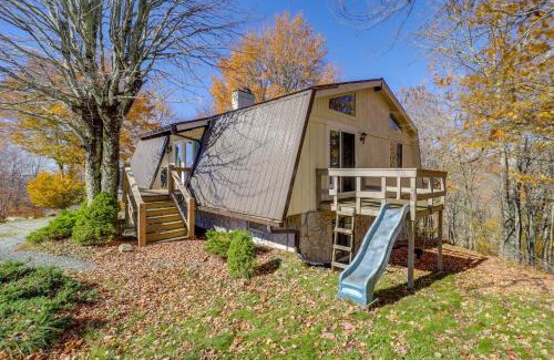 Beech Mountain House | 2 Mi to Beech Mtn Resort Family Home with Hot Tub!