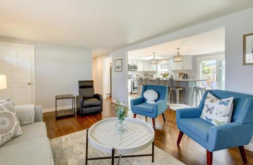 Hyannis House | 2 Mi to Craigville Beach Hyannis Home with Deck