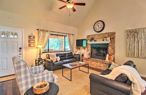 Show Low House | 2 Mi to Fool Hollow Lake Wooded Cabin with Fire Pit
