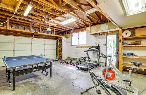 West Jordan House | 2 Mi to Gardner Village Family Gem with Fenced Yard