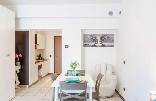 Don Bosco Apartment | 2 minuti dalla Stazione - Comfort & Design