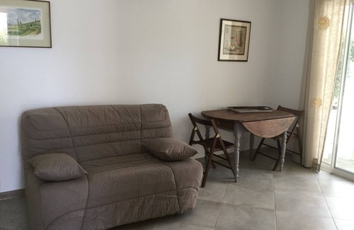 Porto Pollo House | 2 Pièces, Climatisé, à 150 m de la Plage, Tout Confort Pour 4 Personnes