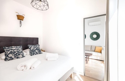 Grasse Apartment | 2 pièces neuf au pied des musées - wifi & parking gratuit