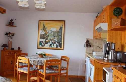 Crest-Voland Apartment | 2-Room Mezzanine Apartment for 6, Near Slopes & Shops, Parking, Pet Friendly