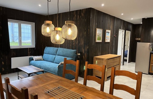 Aix-en-Issart House | 2 self-contained country homes with heated indoor swimming pool 8-12p