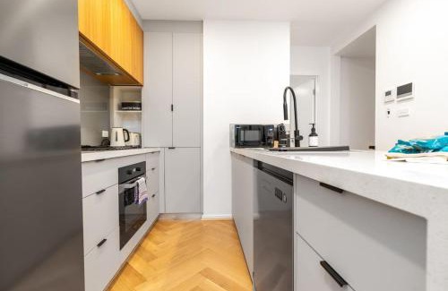 Braddon House | 2-Storey Lumiere Townhouse with Private Courtyard - Hosted by Canstay