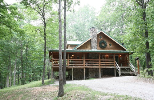 Eureka Springs Cabin | 2 story log cabin on 50 acres. Large fireplace, hot tub, covered porch.