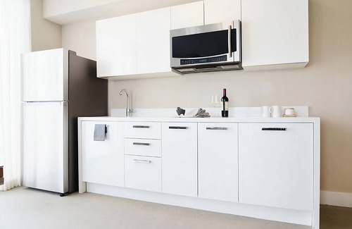 Bay Harbor Islands Hotel | 2 Stylish Units in Bay Harbor! Short Drive to Miami Beach and Surfside Beach!