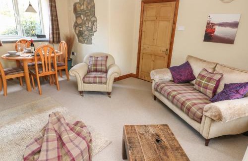 Castlemorris House | 2 Yr Hen Felin