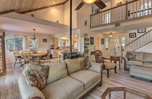 Shingletown House | 20 Mi to Lassen Park: Chateau w/Mt Shasta View!